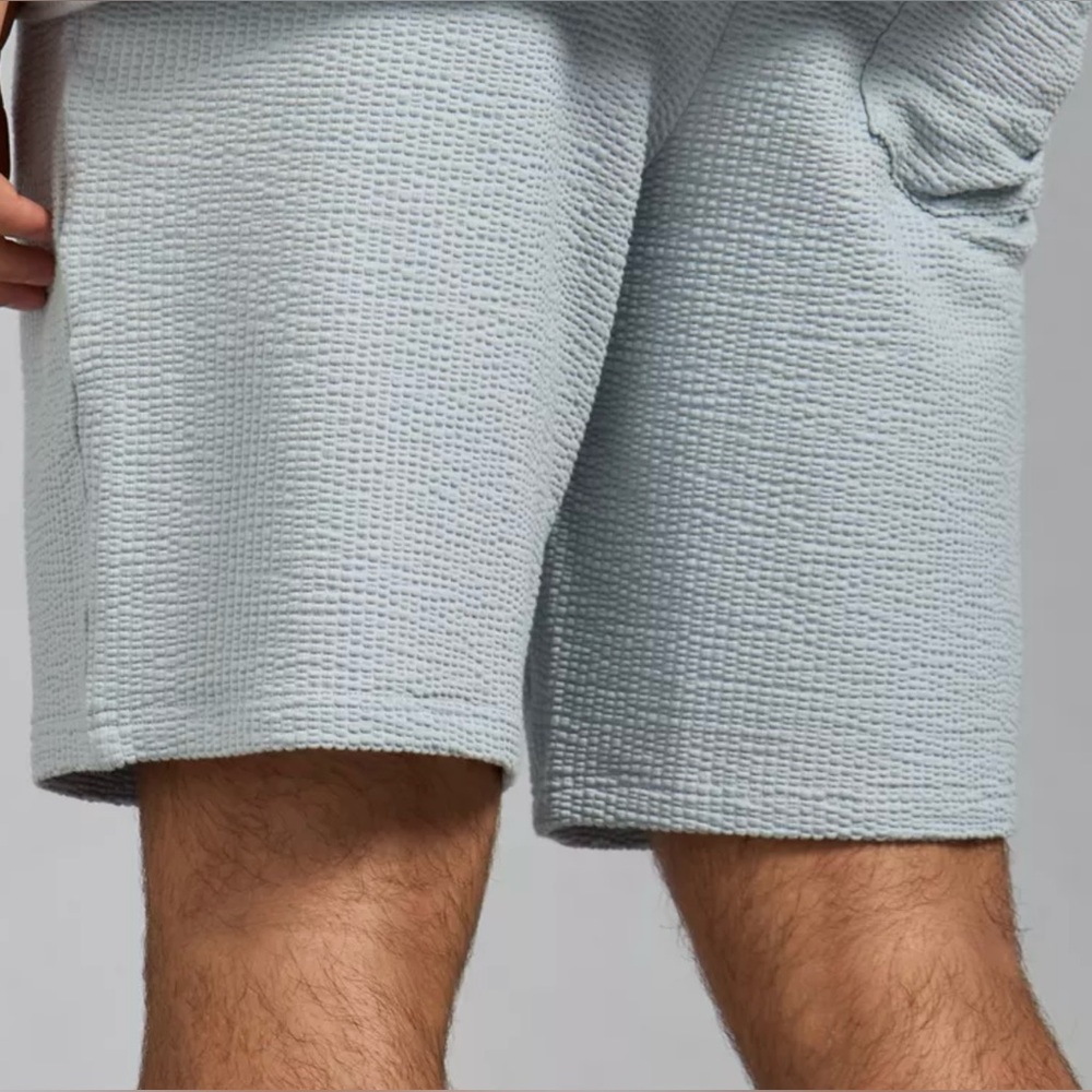 NWT $85 onia Pull on Seersucker Blue Short M - Picture 3 of 11